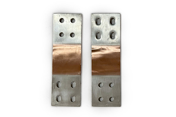Power busbar expansion joint